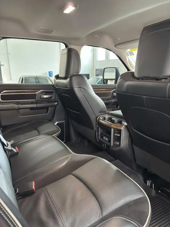 RAM 2500 - Foto