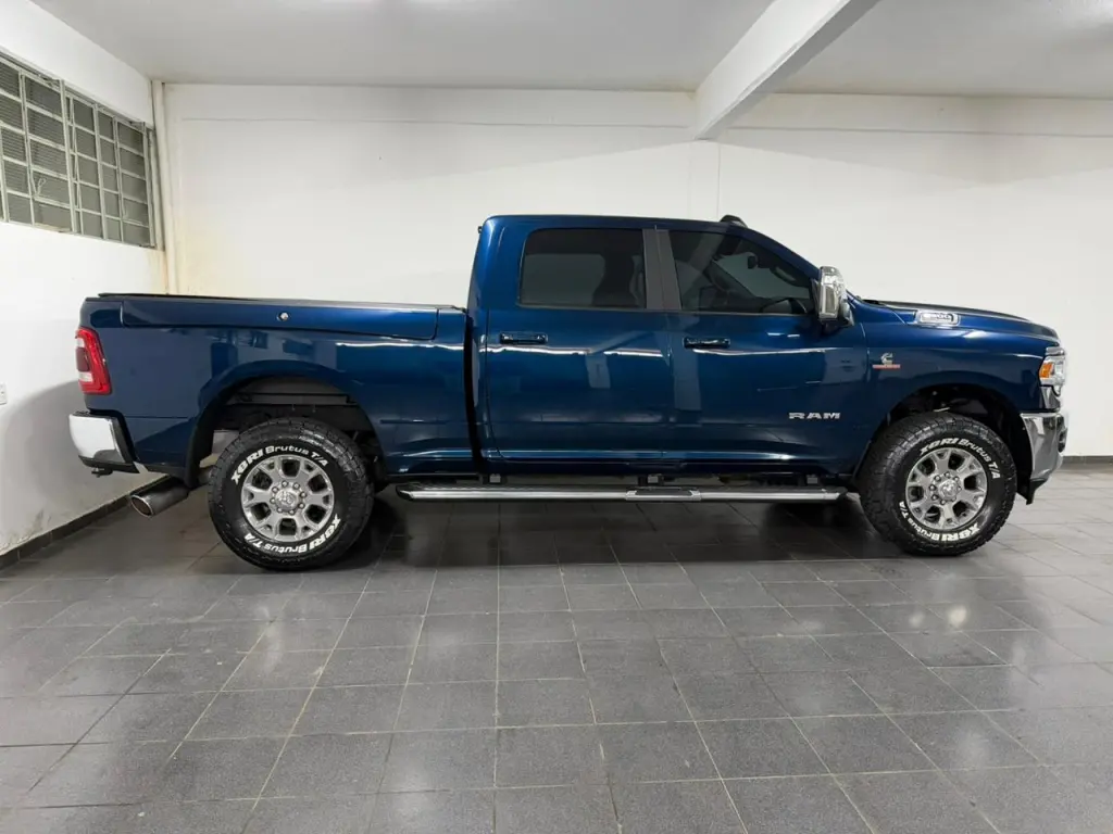 RAM 2500 - Foto