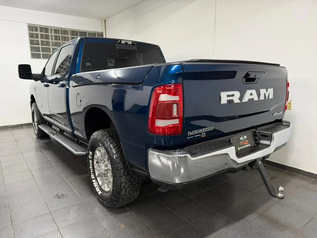 RAM 2500 - Foto