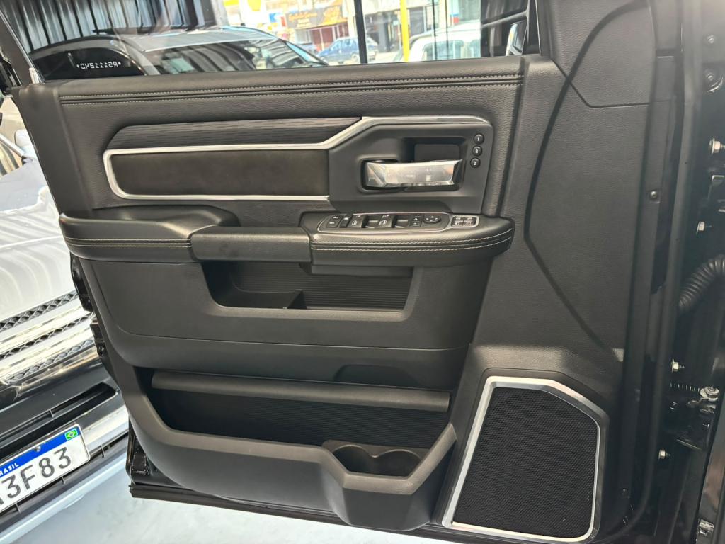 RAM 2500 - Foto