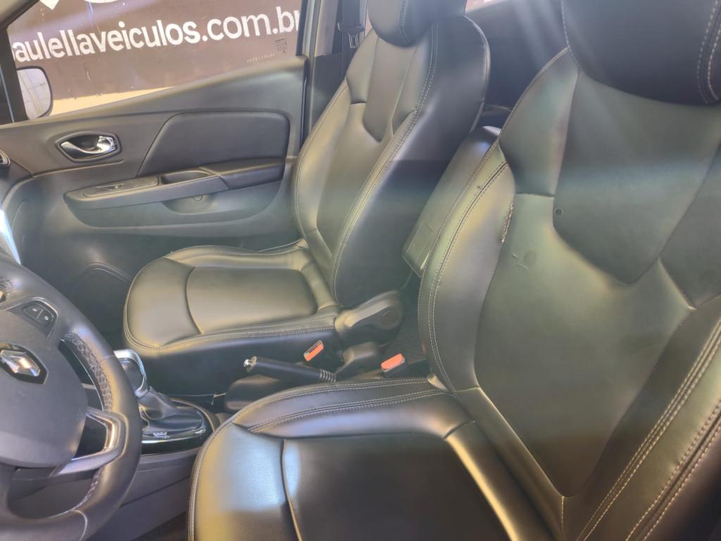 RENAULT Captur - Foto