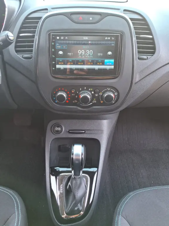 RENAULT Captur - Foto