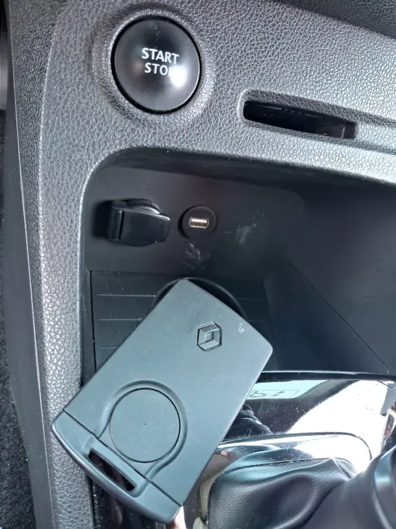 RENAULT Captur - Foto