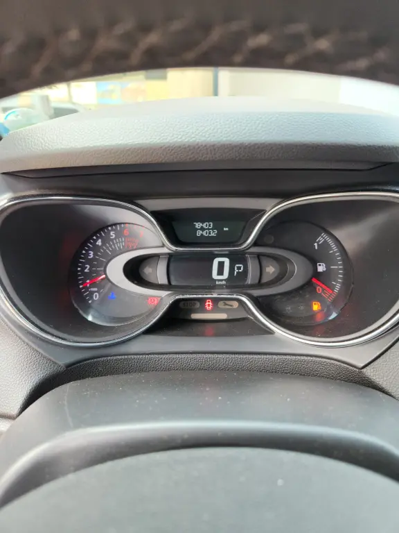 RENAULT Captur - Foto