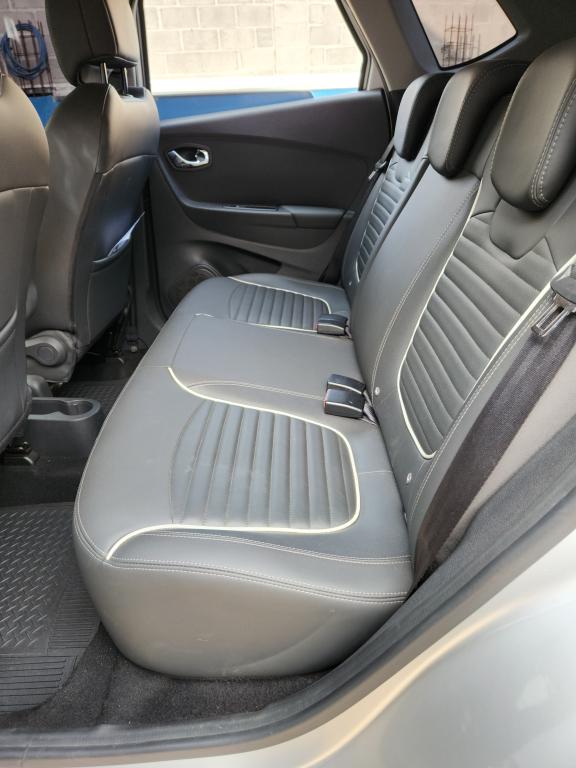 RENAULT Captur - Foto