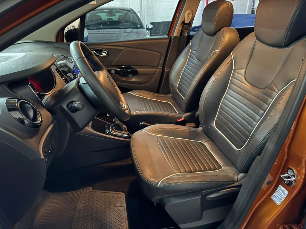 RENAULT Captur - Foto