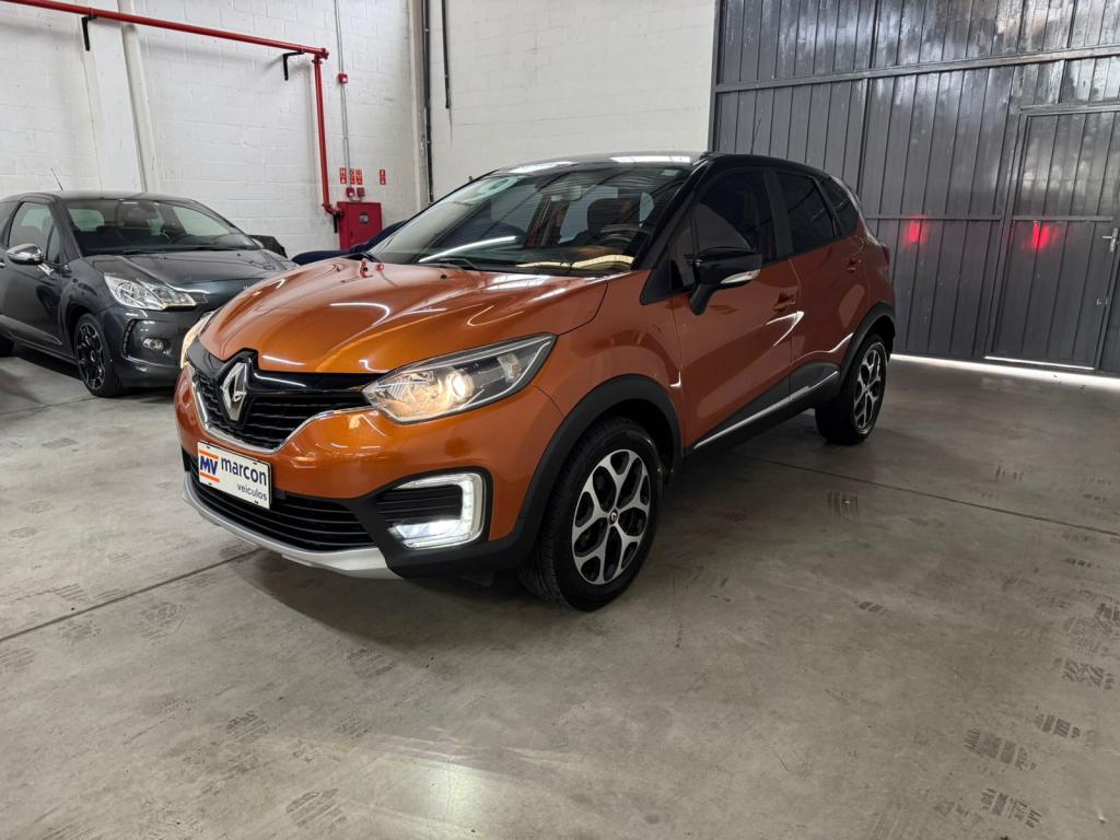 RENAULT Captur - Foto