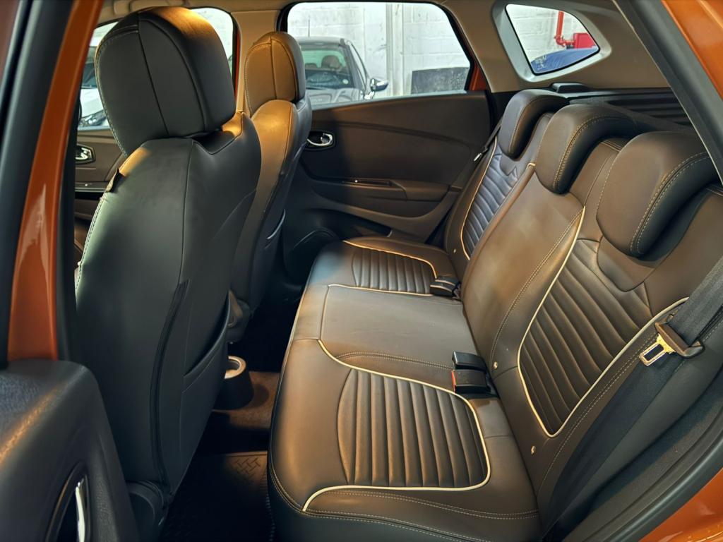 RENAULT Captur - Foto