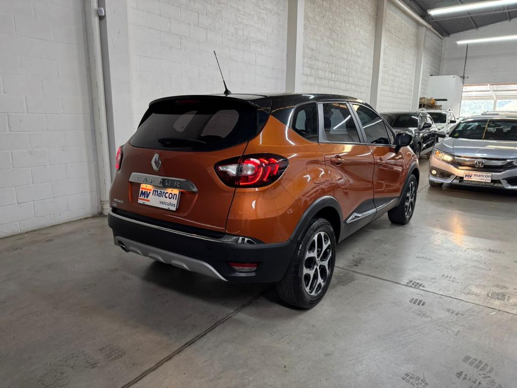 RENAULT Captur - Foto