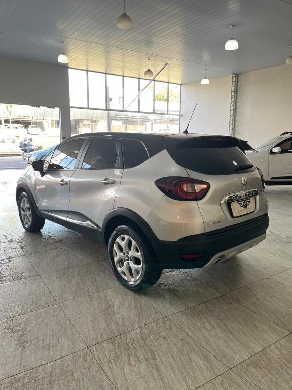 RENAULT Captur - Foto