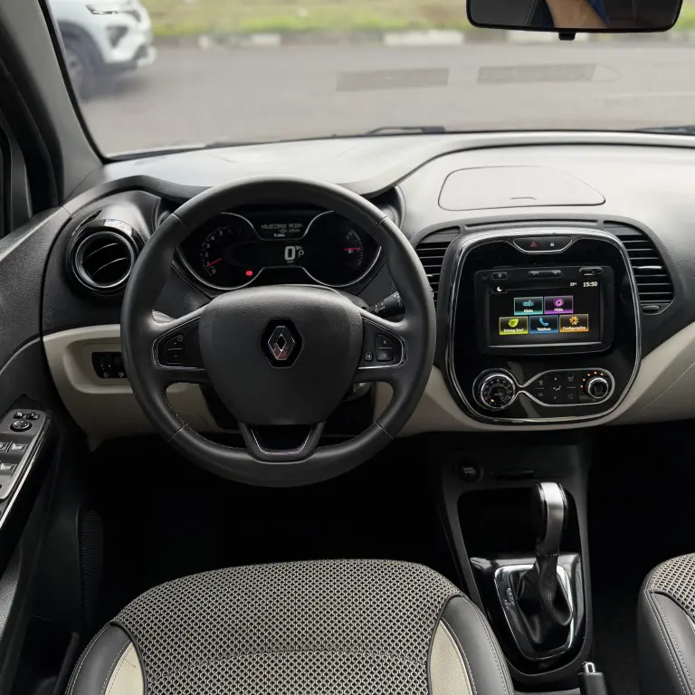 RENAULT Captur - Foto
