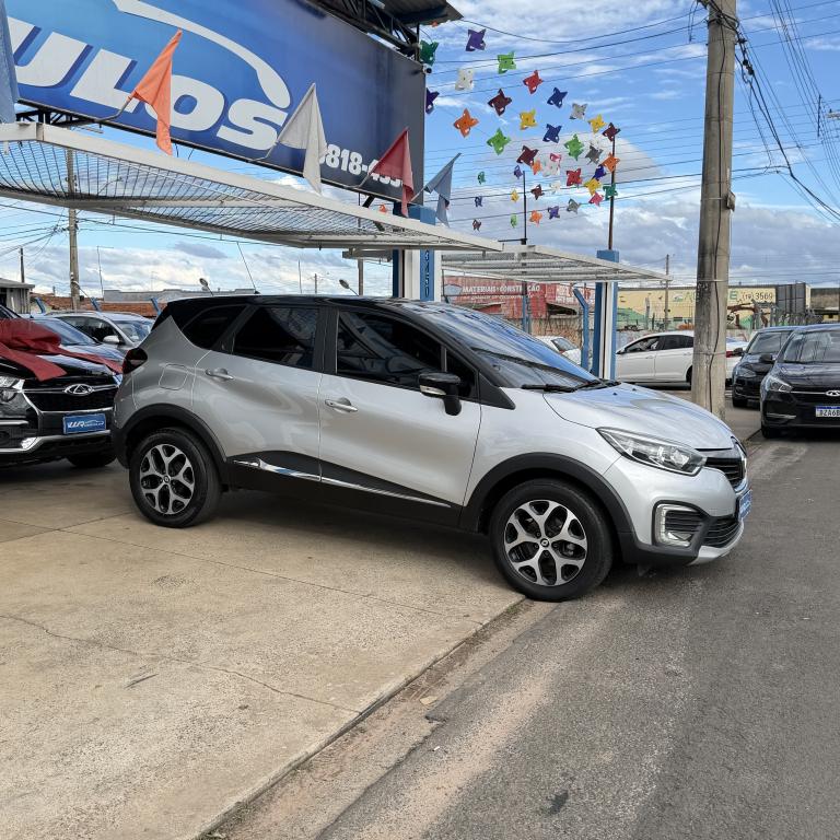 RENAULT Captur - Foto