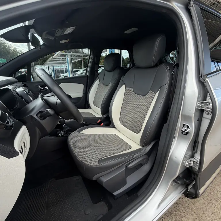 RENAULT Captur - Foto