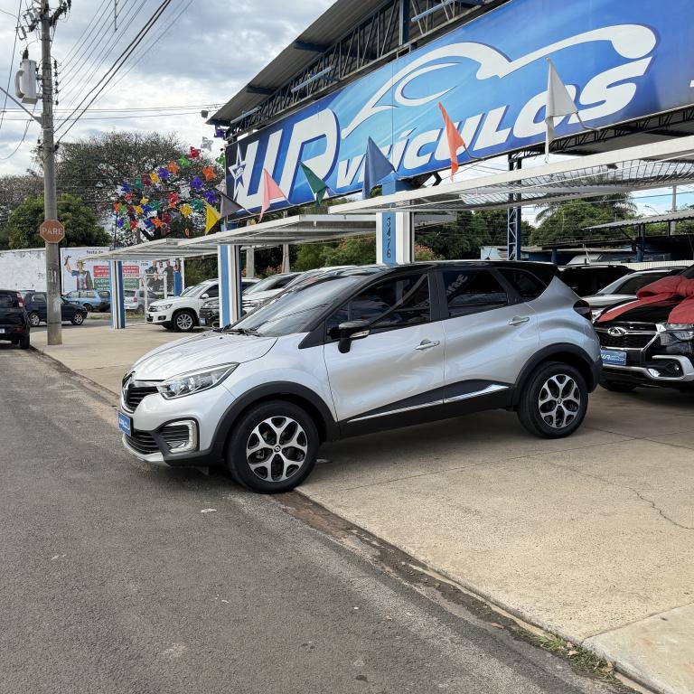 RENAULT Captur - Foto