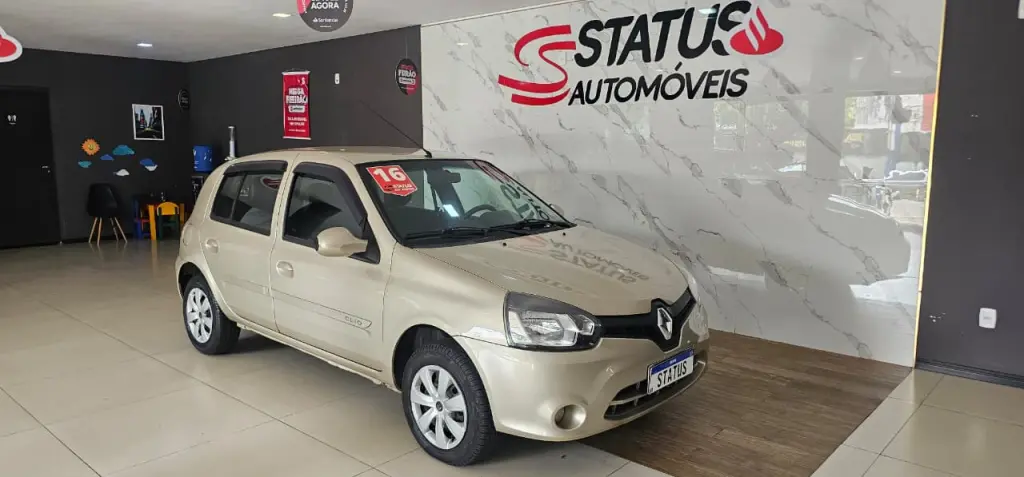 RENAULT Clio Hatch