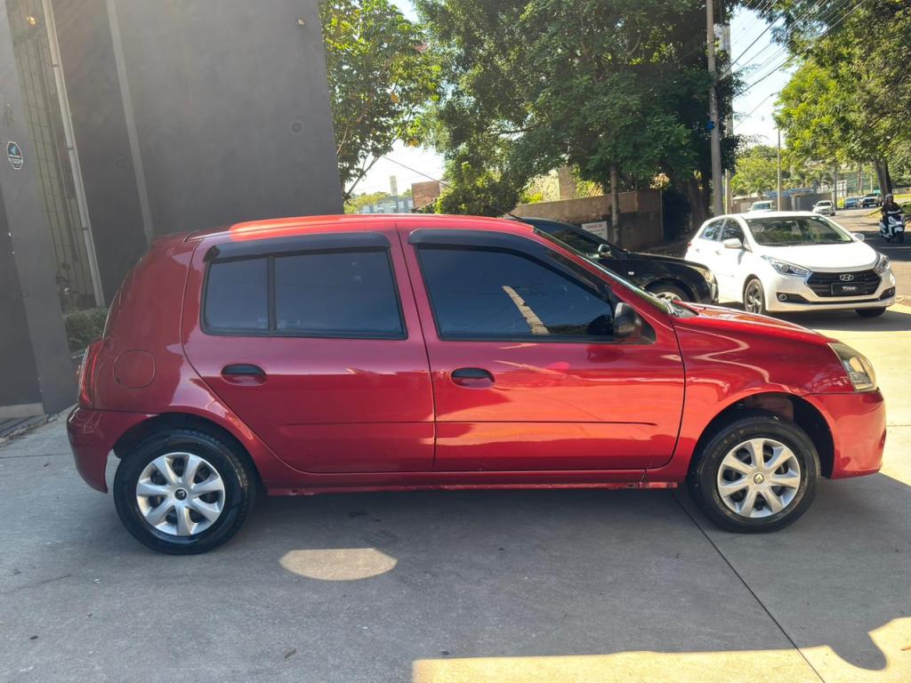 RENAULT Clio Hatch - Foto
