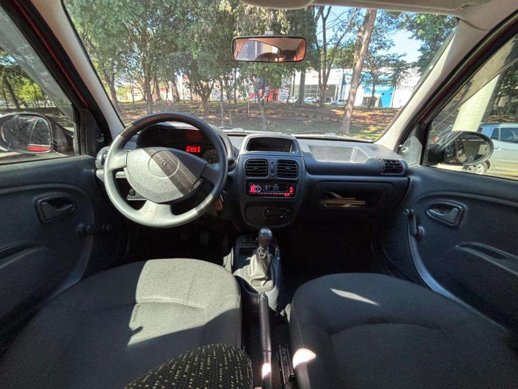 RENAULT Clio Hatch - Foto