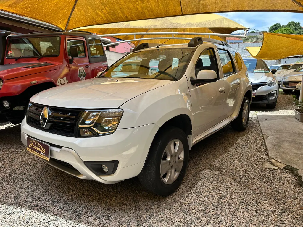 RENAULT Duster - Foto