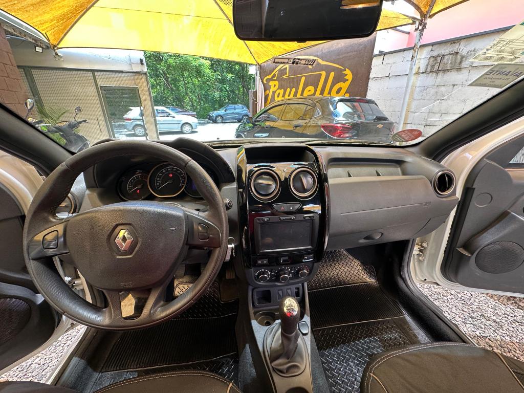 RENAULT Duster - Foto