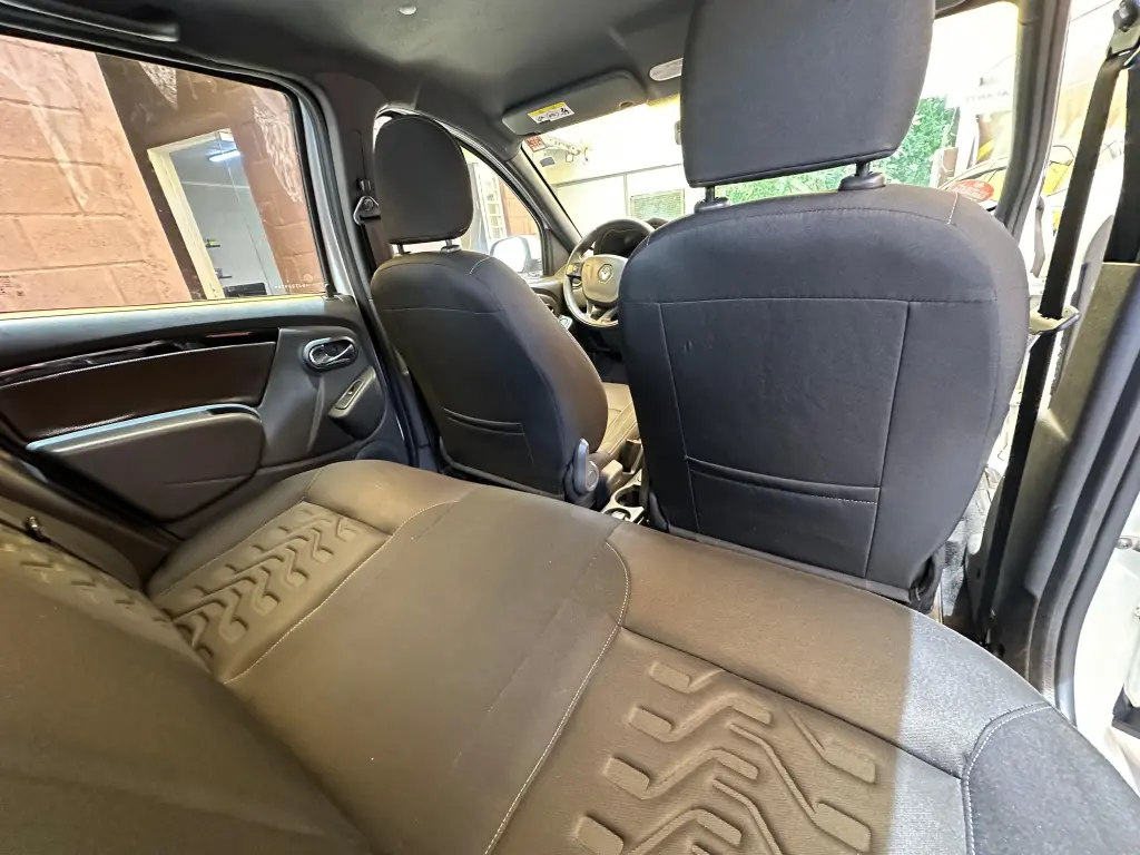 RENAULT Duster - Foto