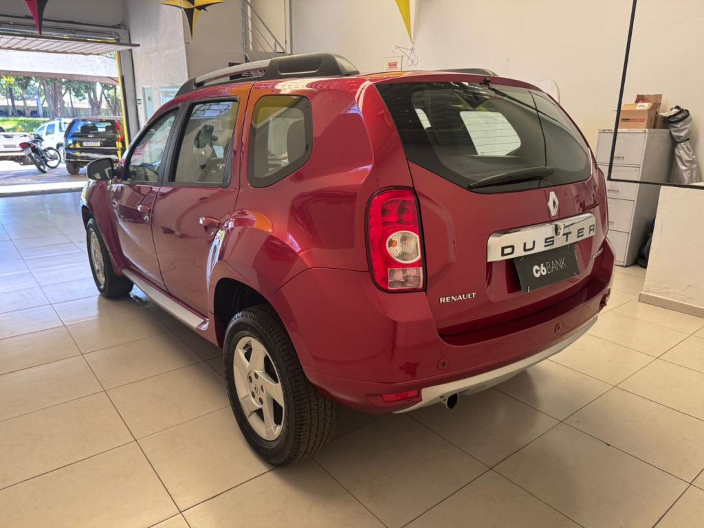 RENAULT Duster - Foto