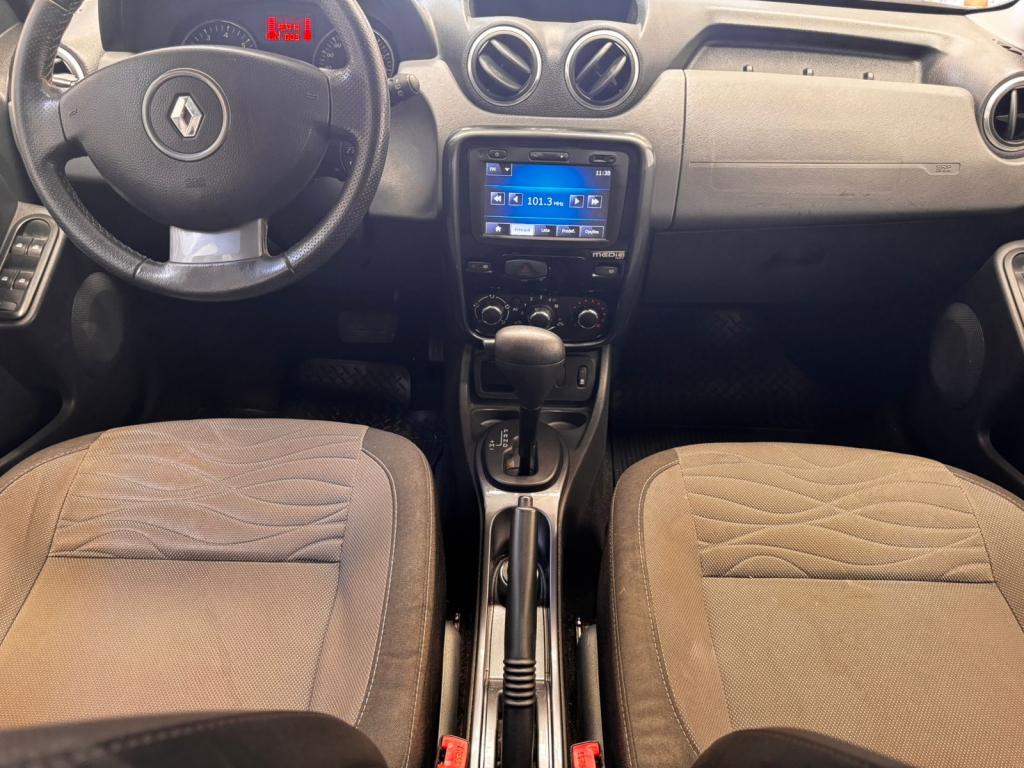 RENAULT Duster - Foto