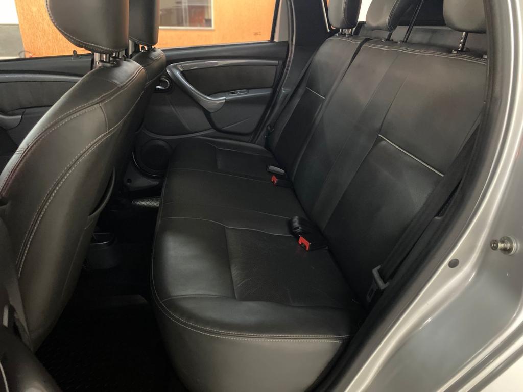 RENAULT Duster - Foto