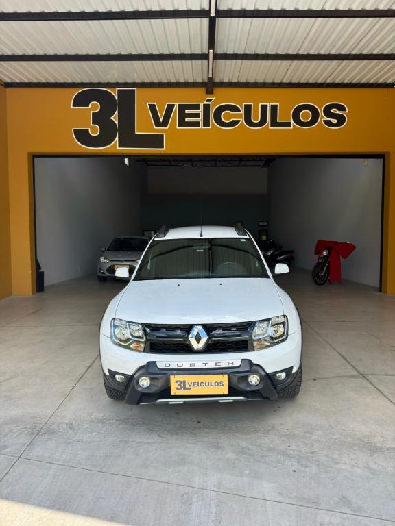 RENAULT Duster - Foto