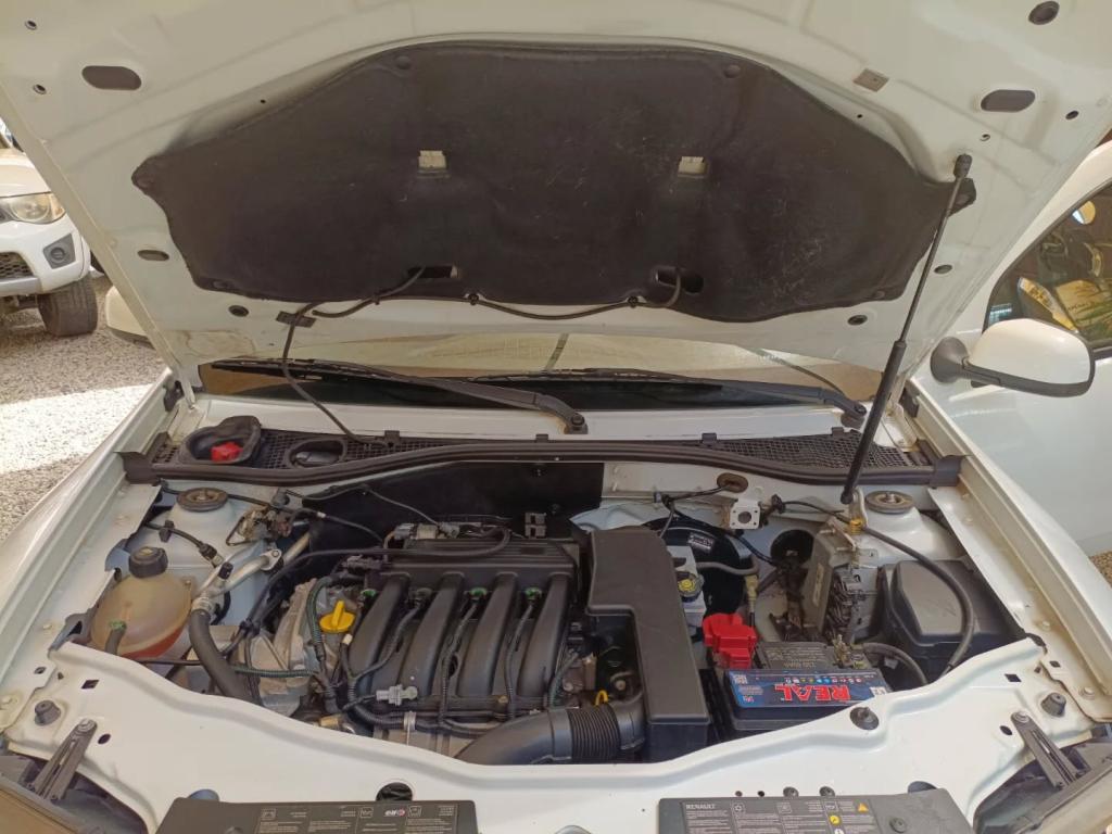 RENAULT Duster - Foto