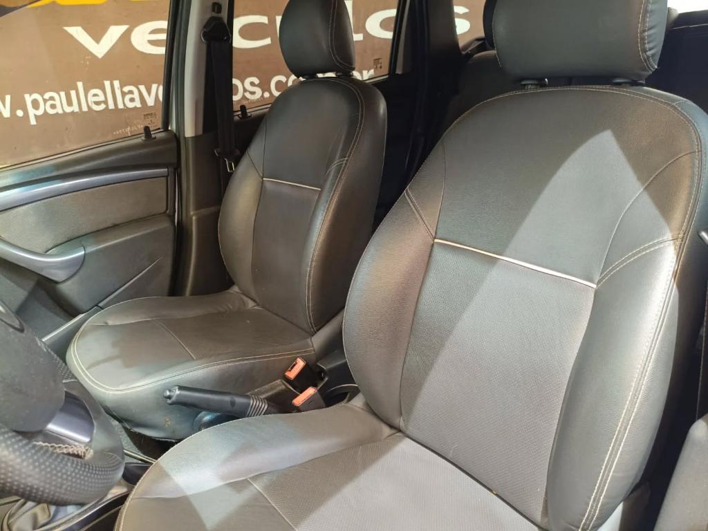 RENAULT Duster - Foto