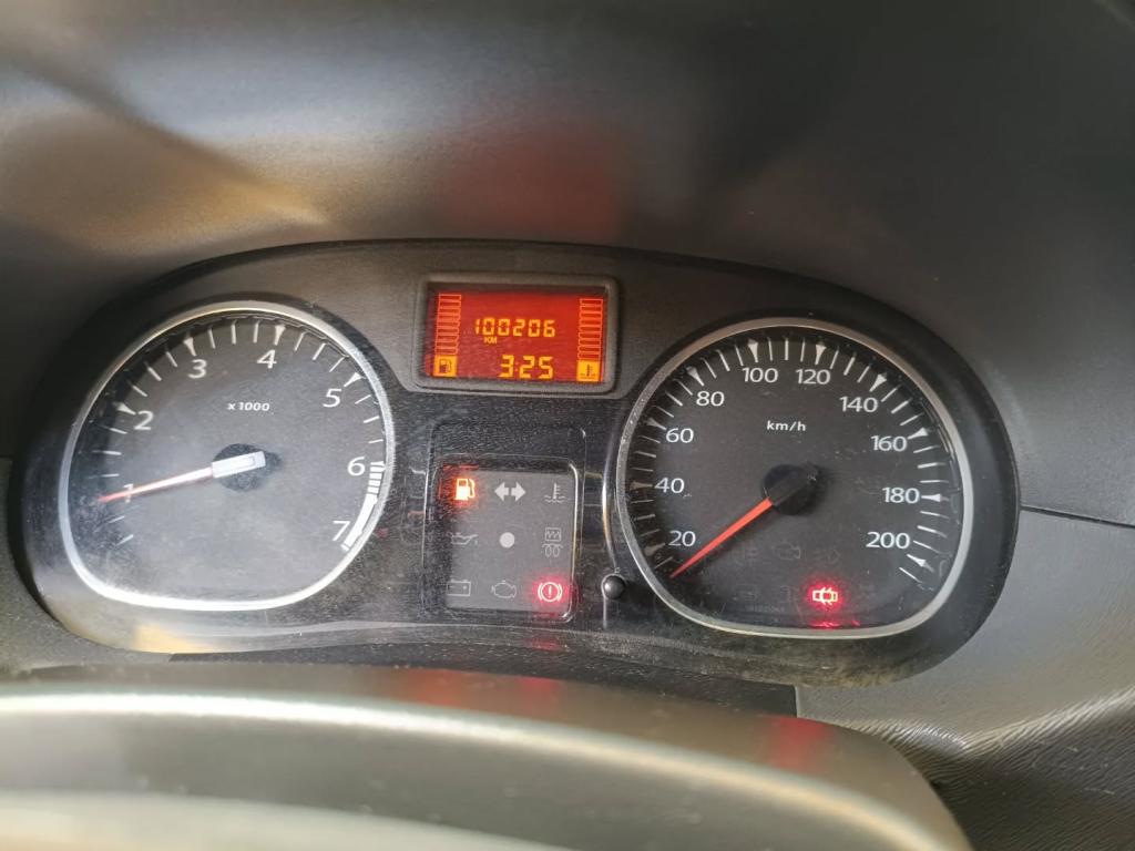 RENAULT Duster - Foto