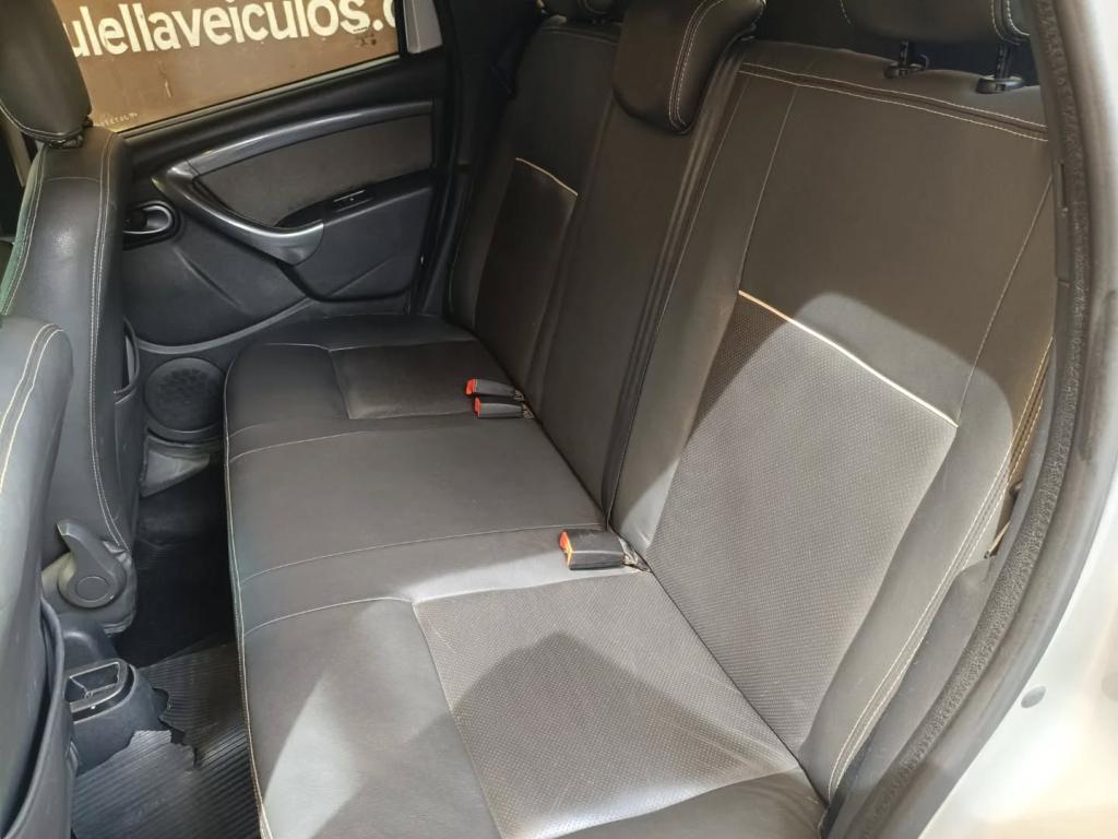 RENAULT Duster - Foto