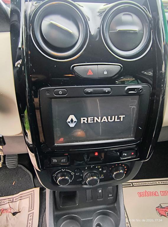 RENAULT Duster - Foto