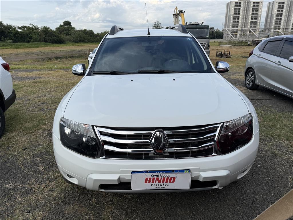 RENAULT Duster - Foto