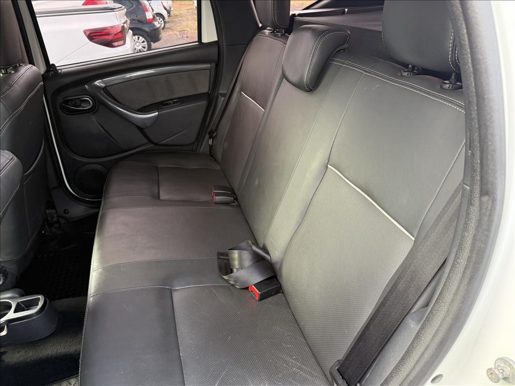 RENAULT Duster - Foto