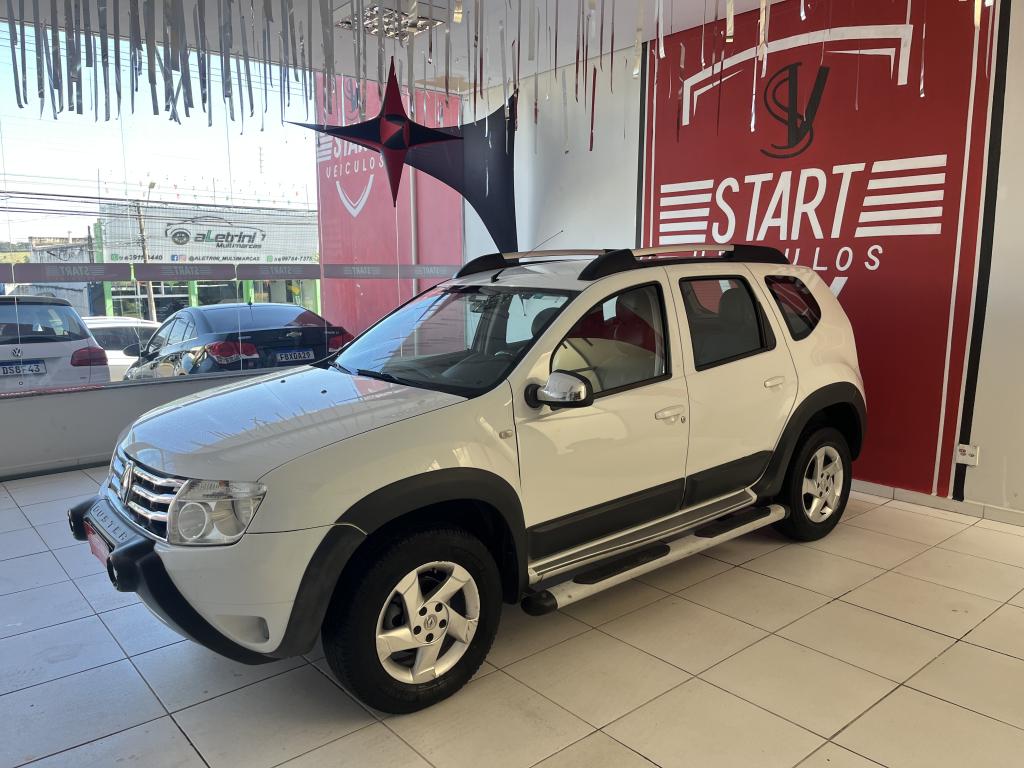 RENAULT Duster - Foto