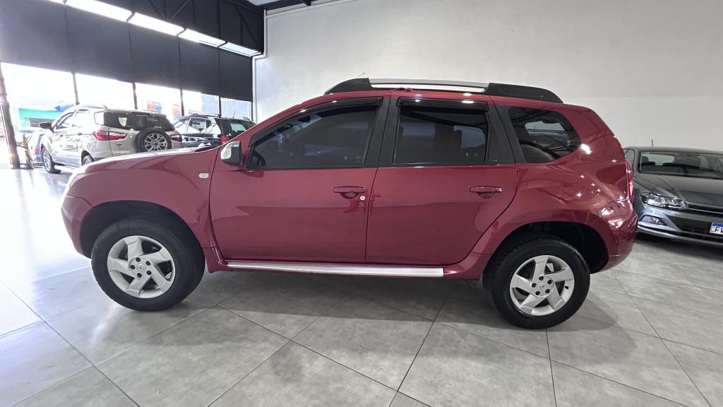 RENAULT Duster - Foto