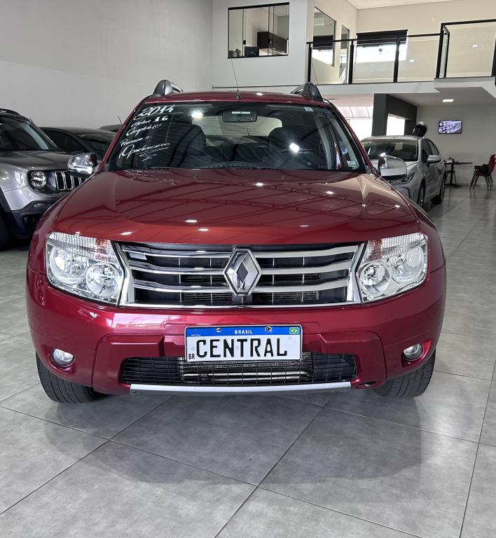 RENAULT Duster - Foto