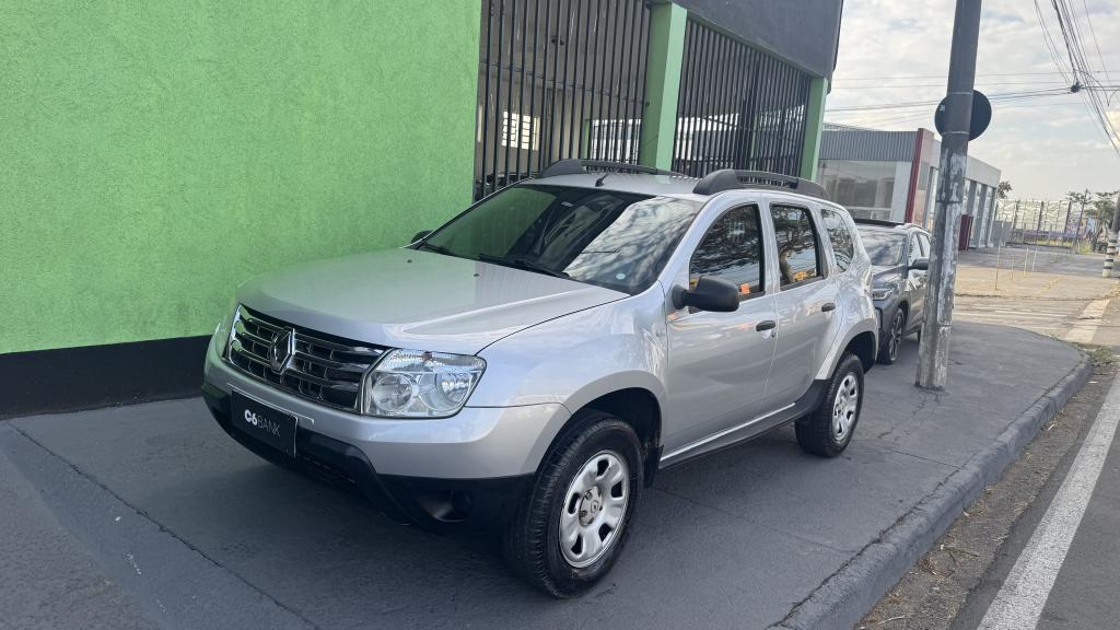 RENAULT Duster