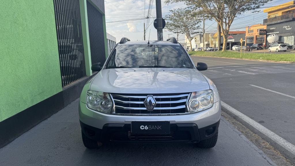 RENAULT Duster - Foto