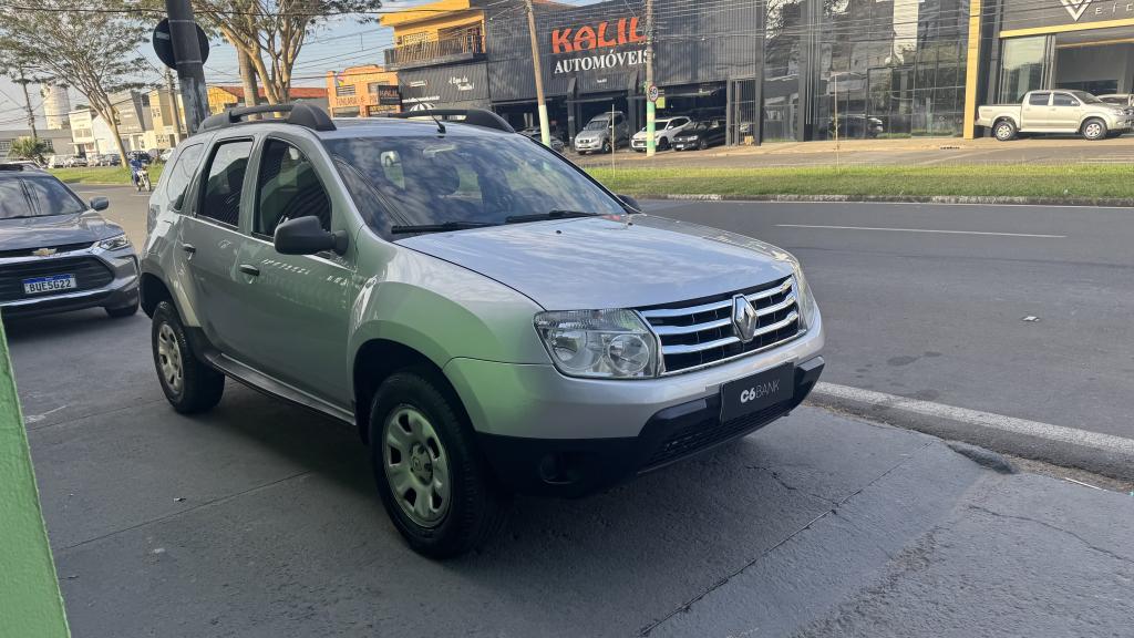 RENAULT Duster - Foto