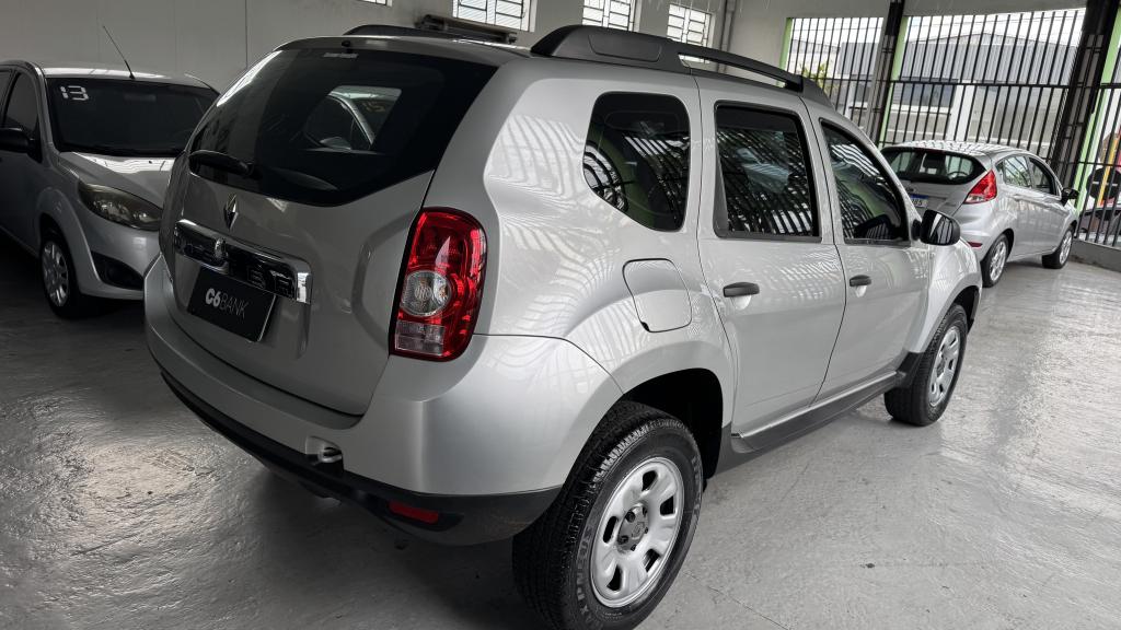 RENAULT Duster - Foto