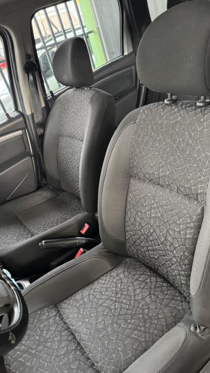 RENAULT Duster - Foto