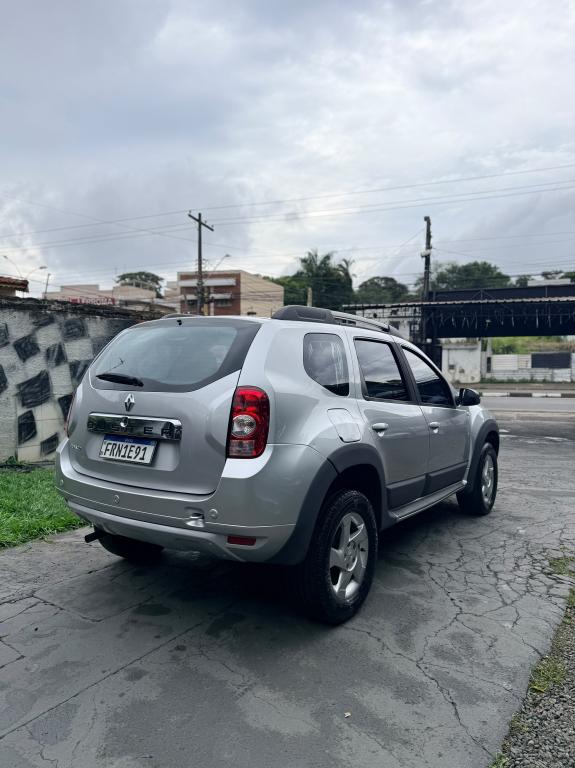 RENAULT Duster - Foto