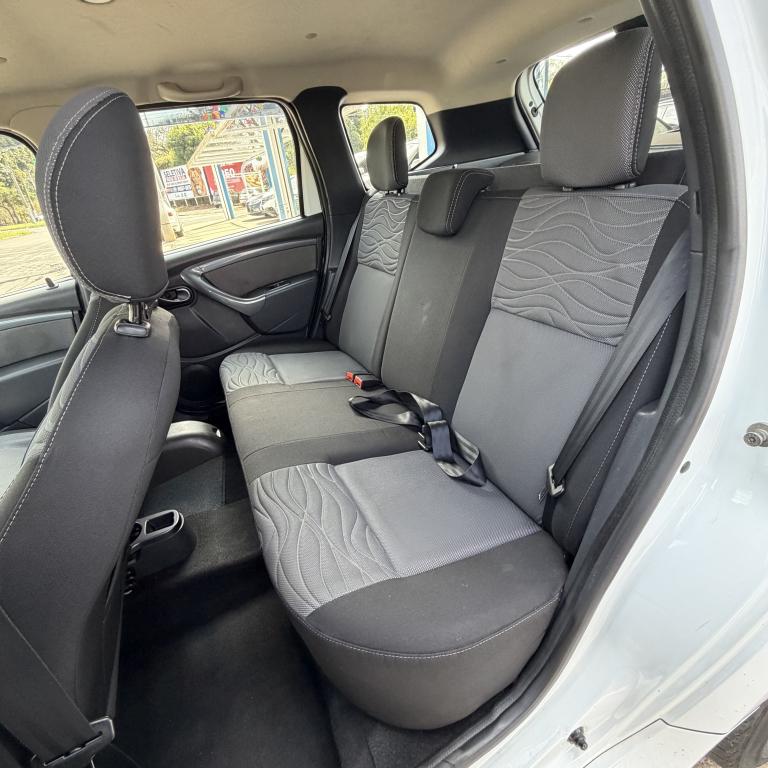 RENAULT Duster - Foto