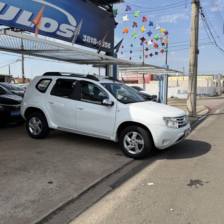 RENAULT Duster - Foto