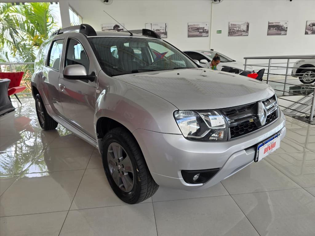 RENAULT Duster - Foto