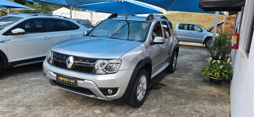 RENAULT Duster - Foto