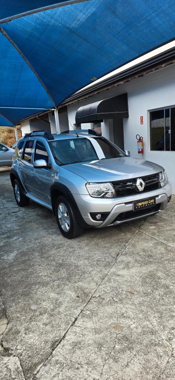 RENAULT Duster - Foto