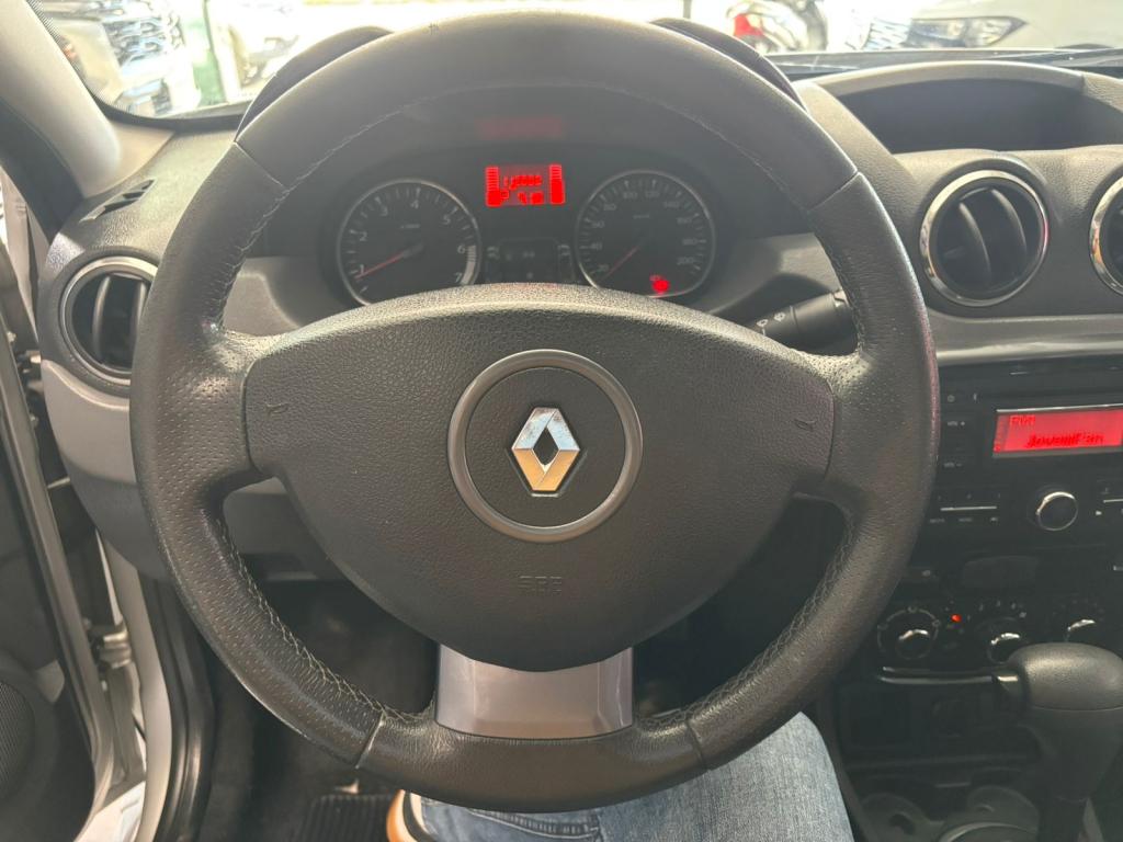 RENAULT Duster - Foto